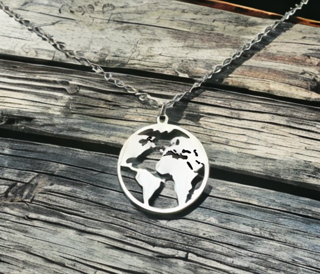 World pendant, WORLD necklace, Traveler necklace, Traveler gift, World map, Globe, Travel gift, Nomad, Travel jewelry