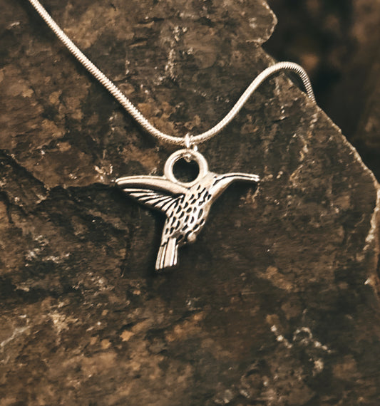 Hummingbird necklace, bird necklace, hummingbird pendant, hummingbird necklace, hummingbird jewelry, hummingbird gift, bird jewelry, gift, bird