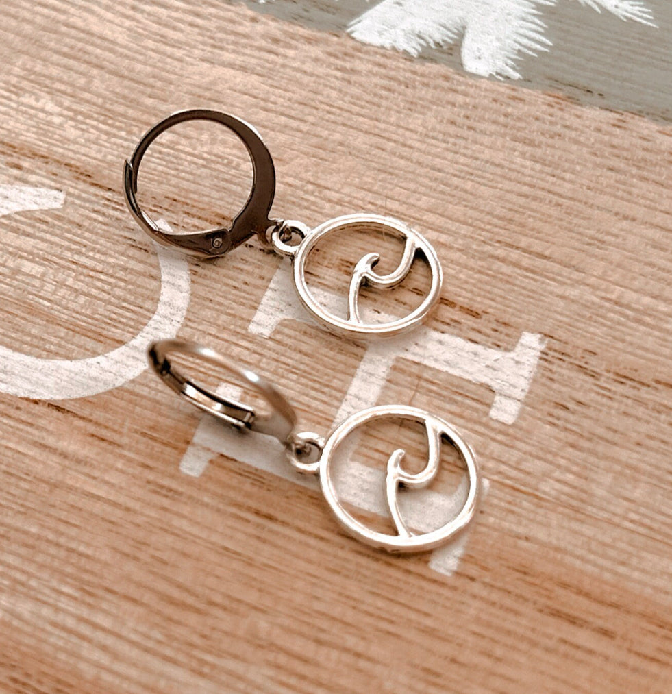 Ocean wave earrings, SURF WAVE, Wave earrings, wave earring, summer earrings, surfer earrings, beach, surf, sea, hoops.