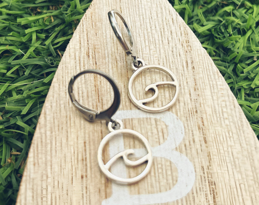 Ocean wave earrings, SURF WAVE, Wave earrings, wave earring, summer earrings, surfer earrings, beach, surf, sea, hoops.