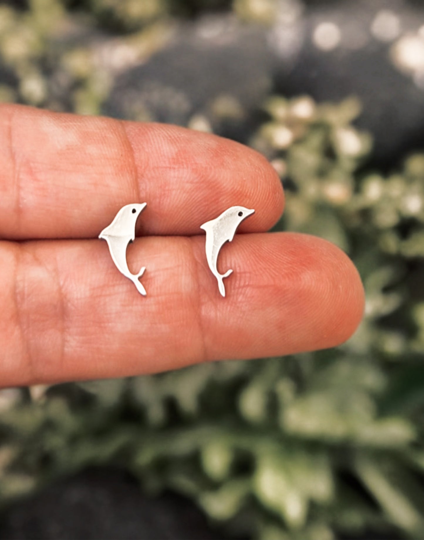 Dolphin earrings, Wild Dolphin. Dolphin earrings, dolphin jewelry, dolphins, lobe earrings, nautical earrings, sea, ocean.