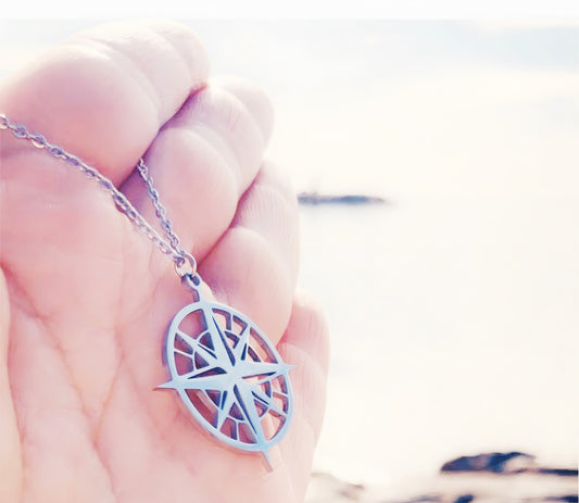 Collar colgante de brújula, SENDERO INFINITO, Colgante de brújula, collar viajero, colgante viajero, regalo para viajero, viaje, aventurero.