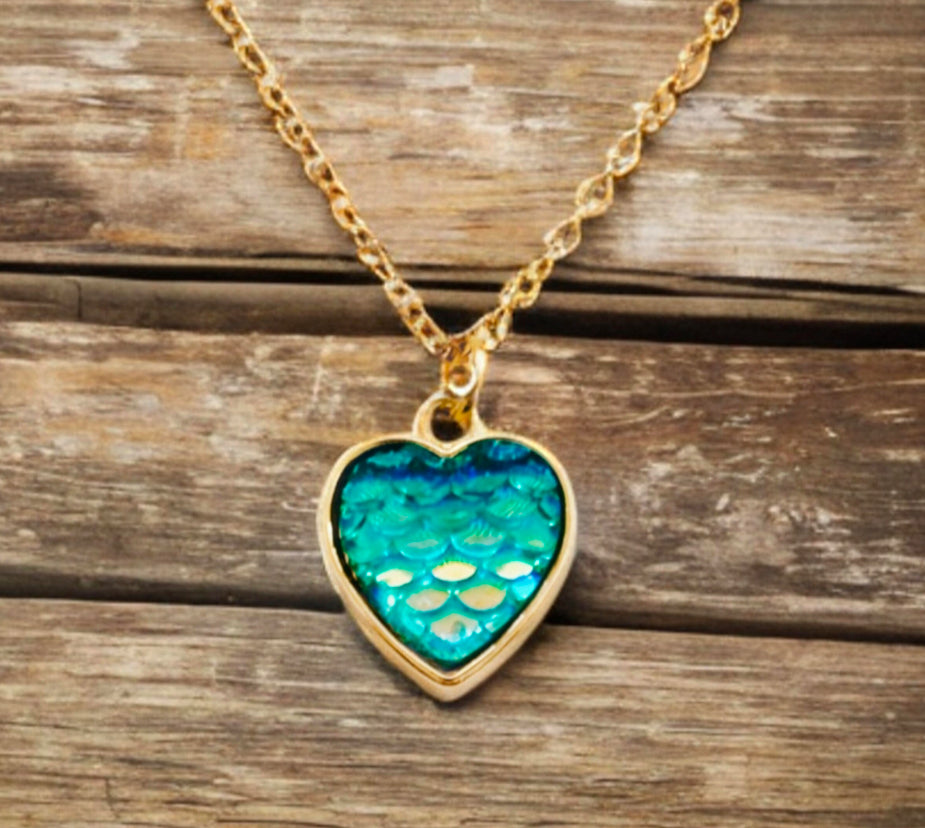 POSIDONIA heart necklace, love jewelry, heart charm, heart pendant, pendant necklace, wife gift, heart jewelry, girlfriend gift