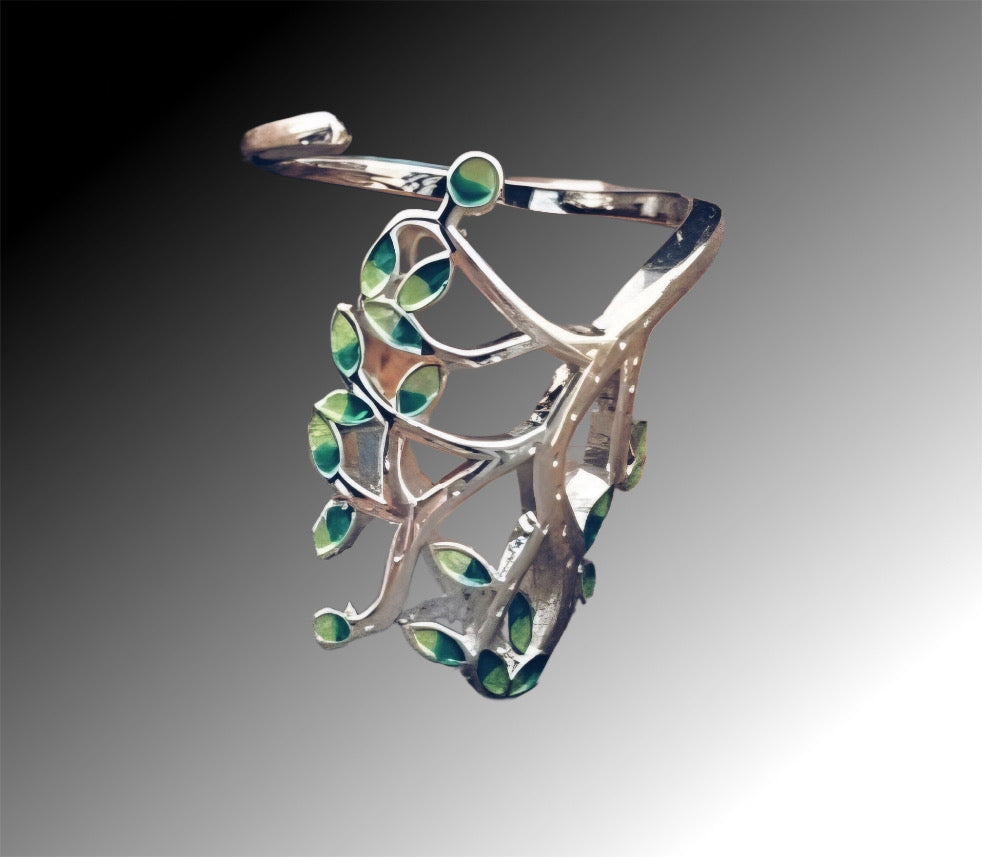 QAYWA ring, leaf ring, vine ring, adjustable leaf ring, nature ring, original ring, plant ring, green leaves.