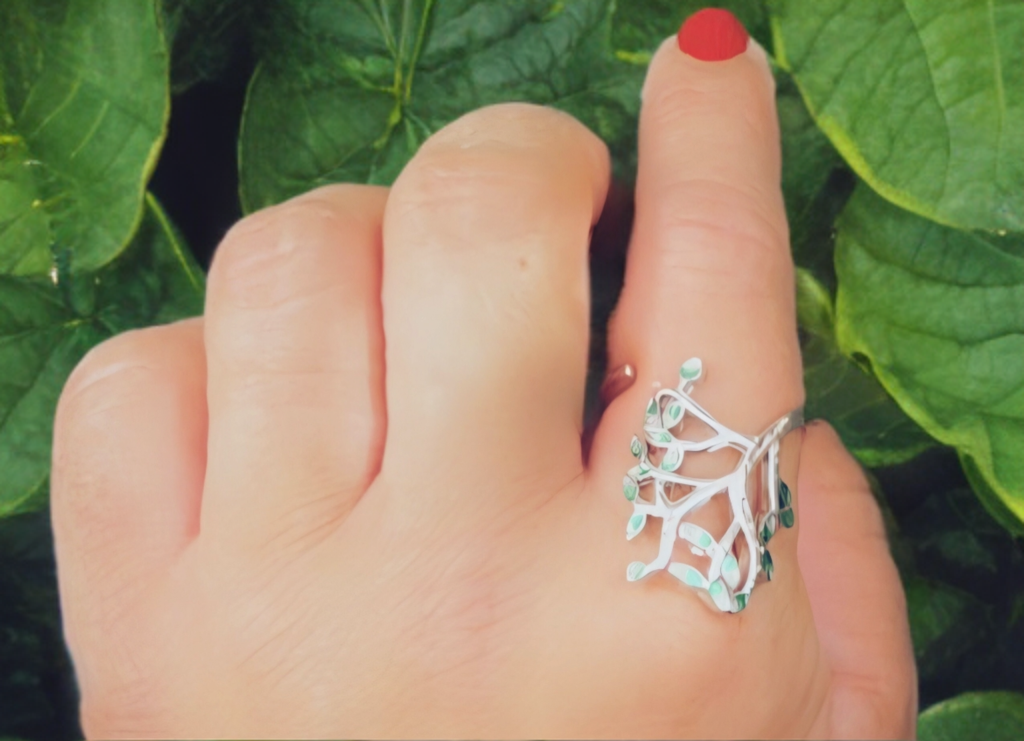 QAYWA ring, leaf ring, vine ring, adjustable leaf ring, nature ring, original ring, plant ring, green leaves.