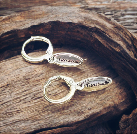 Pendientes para viajero, TURISTADLV, Aros, joyas viajeras, regalo viajero, libre, viajes, mochilero, pendientes de aro, aros apilables, surf