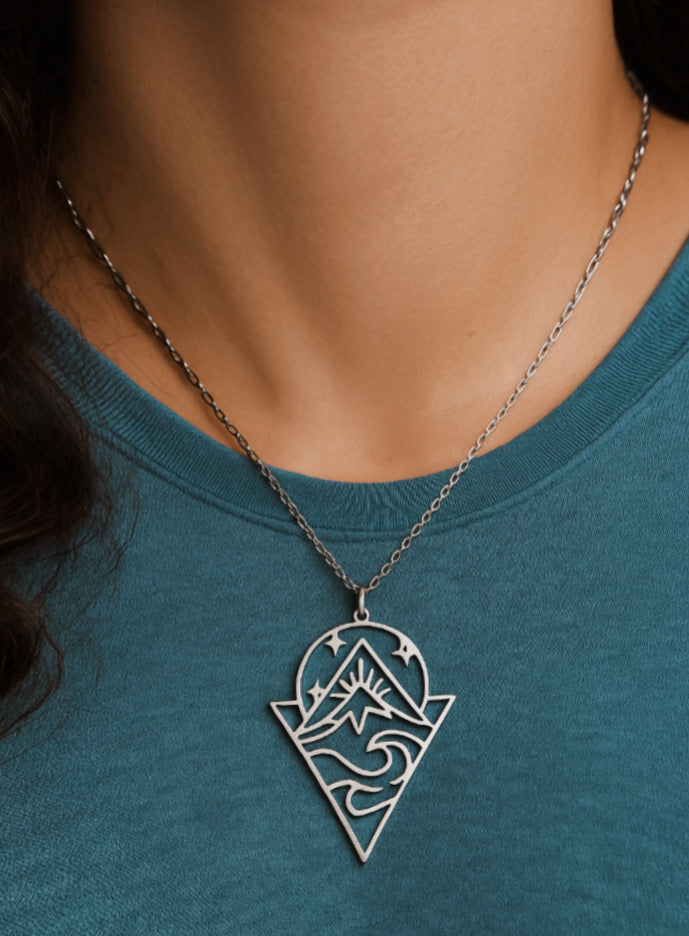 Mountain necklace, mountain range pendant, mountain gift, mountain charm, mountaineer gift, hiking, trekking, traveler, forest.