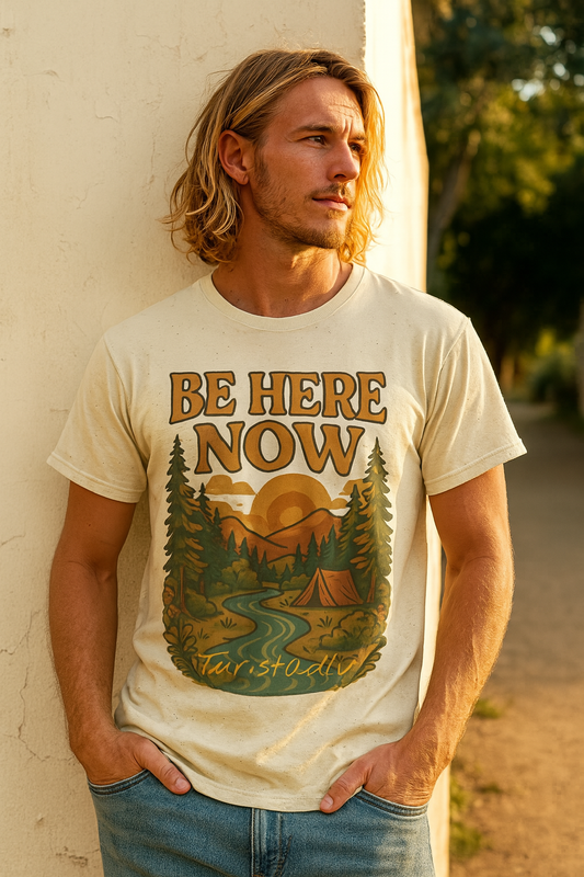 Camiseta de aquí y ahora en ambiente al aire libre, Camisa de senderismo, Camiseta de aventura, Regalo para amantes de la naturaleza.
