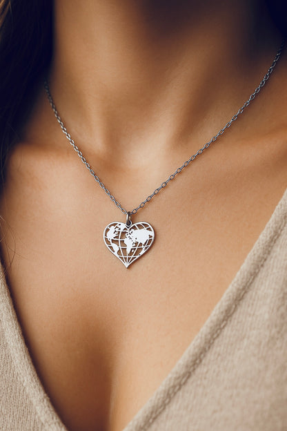 Collar de corazón, collar para amantes de los viajes, collar de mapamundi, regalos de mujer aventurera, joya de viajes, collar del mundo