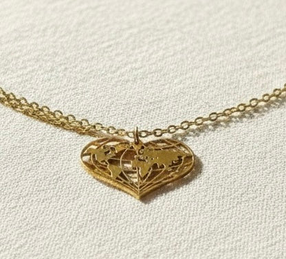 Collar de corazón, collar para amantes de los viajes, collar de mapamundi, regalos de mujer aventurera, joya de viajes, collar del mundo