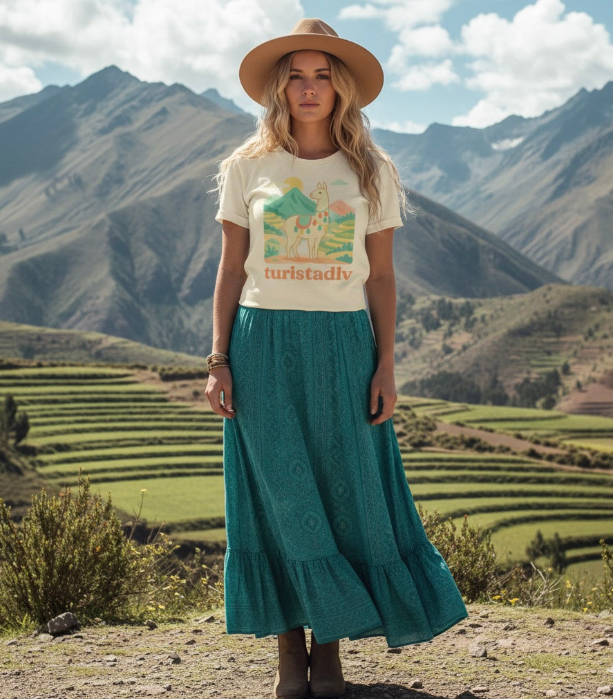 Camiseta Retro de Llama y Alpaca, Diseño de Perú