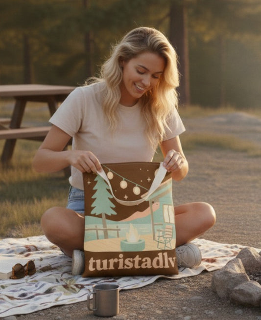 Bolsa de mano de acogedora fogata de cabaña, bolsa de mano | ilustración de camping, cielo nocturno, pinos