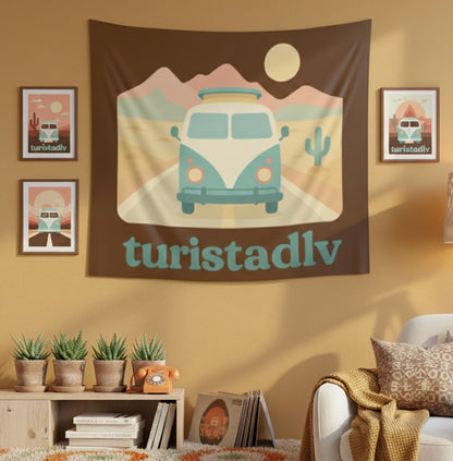 Tapiz Camper Vintage, Furgoneta Retro en el Desierto