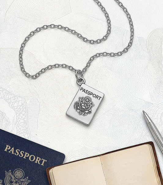 Collar Pasaporte, Llave a Nuevos Horizontes, Collar Pasaporte de Viaje, Accesorio para Aventureros y Trotamundos.