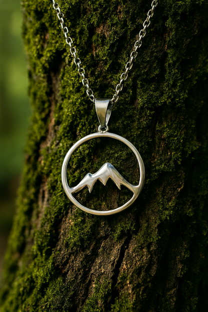 Collar de montaña, colgante de montaña, collar de cordillera, joya de montaña, senderista, excursionista, mochilero, cerro, HOLY MOUNTAIN.