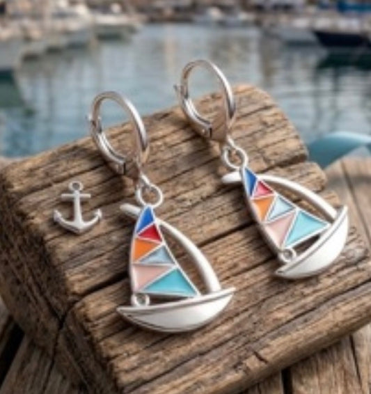 Pendientes náuticos, Pendientes de aro con encanto, pendientes de barco, pendientes de velero, aros, arete, joyería náutica,  barco de vela